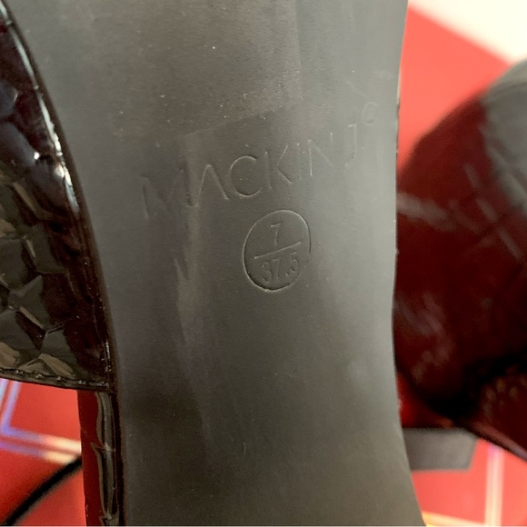 Mackin J Black Faux Leather Sleek Thick Wedged 7” Platform Heels | US Size 7W - Picture 7 of 9